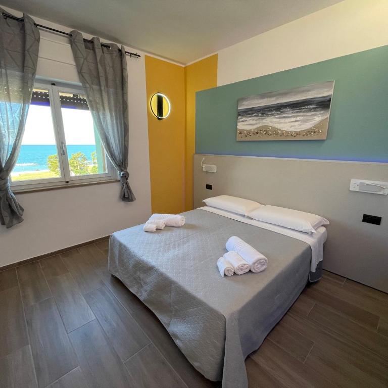 Levante - Quadruple Room with Sea View - 1
