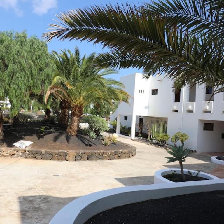 Casa Linda 2 bed apartment in Costa Teguise - Apartamento de 2 dormitorios - 11