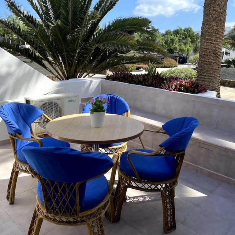 Casa Linda 2 bed apartment in Costa Teguise - Apartamento de 2 dormitorios - 4