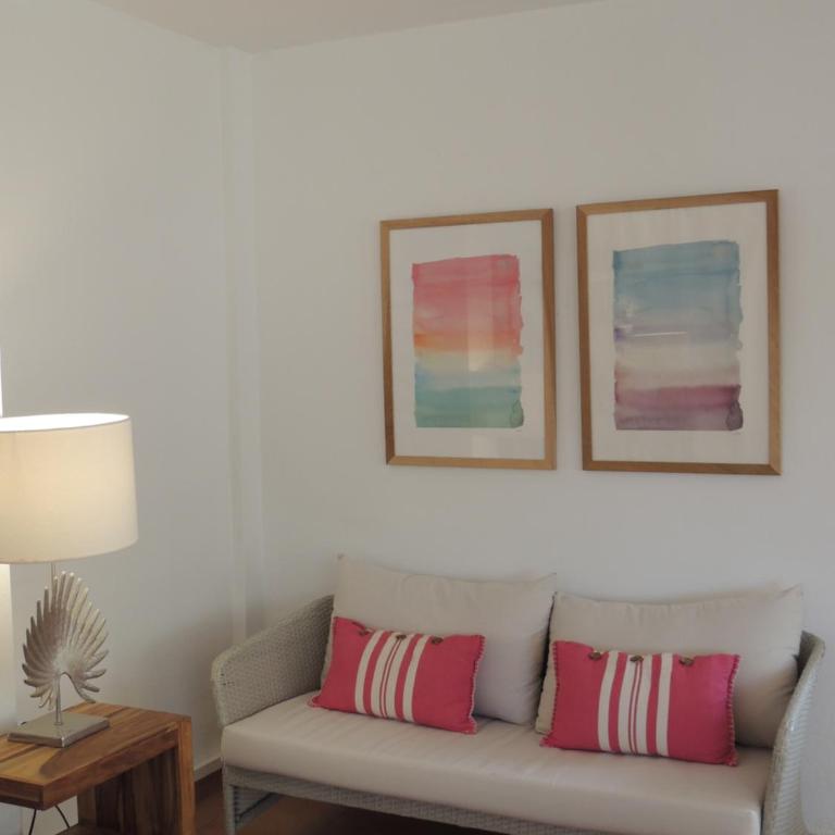 ACOGEDOR ADOSADO entre mar y montaña - Four-Bedroom House - 3