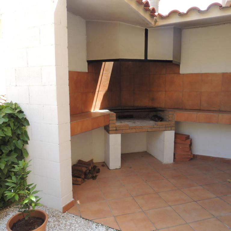 ACOGEDOR ADOSADO entre mar y montaña - Four-Bedroom House - 5