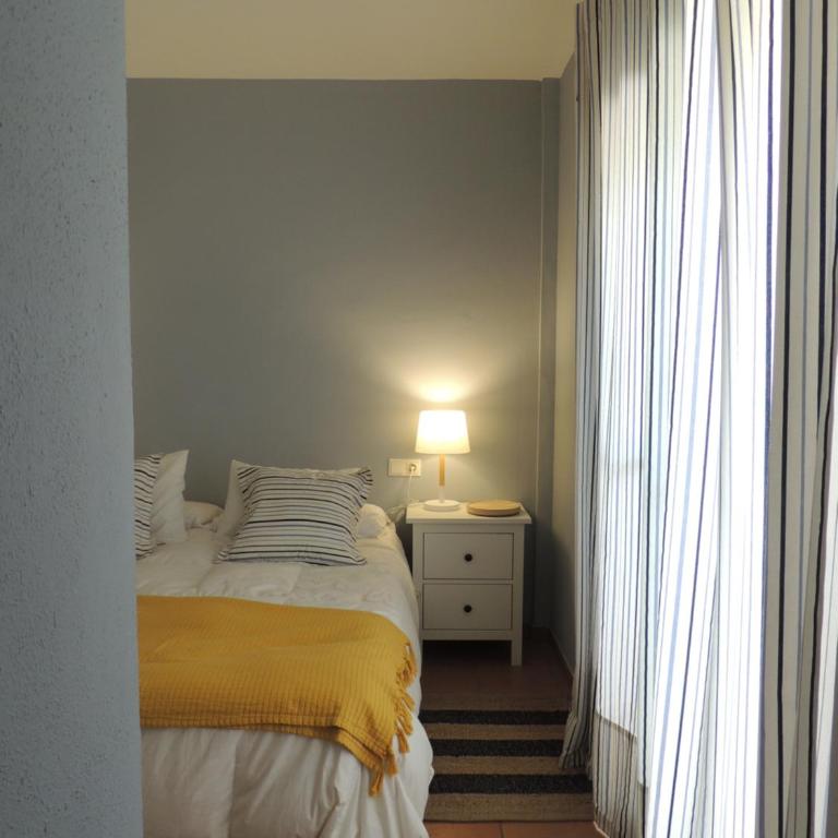 ACOGEDOR ADOSADO entre mar y montaña - Four-Bedroom House - 14
