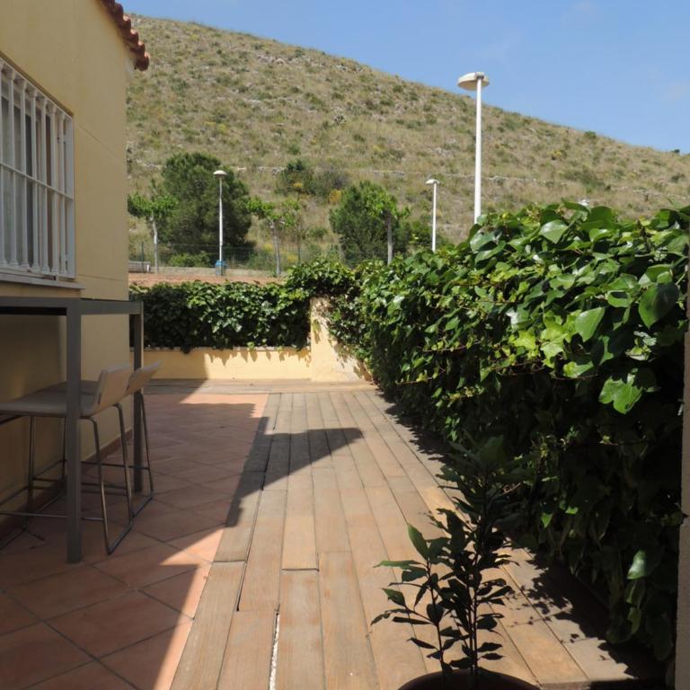 ACOGEDOR ADOSADO entre mar y montaña - Four-Bedroom House - 34