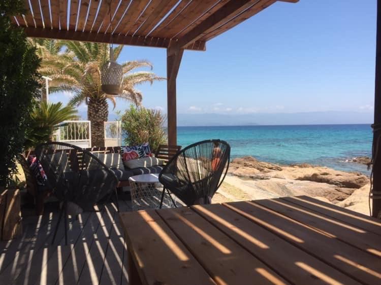 Ajaccio magnifique T2 37m2 centre ville vue mer au bord de la plage Neuf 4 couchages balcon parking privé fermé Clim wifi - Apartment mit 1 Schlafzimmer - 35