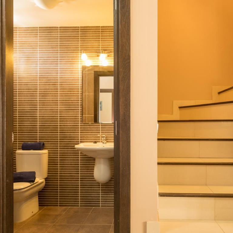Preciosa Villa Con Piscina Privada - Villa MaPo - Three-Bedroom Villa - 9