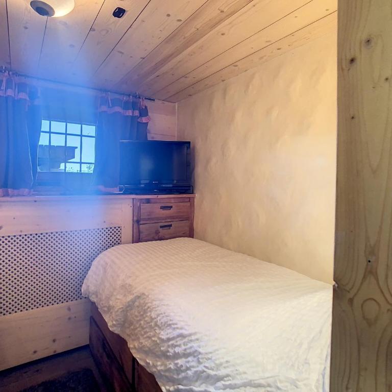Chalet 6 pièces à Combloux avec cheminée et parking - Appartement 5 Chambres - 8