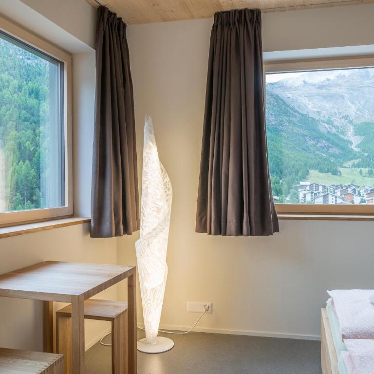 Saas-Fee wellnesshostel4000 - Doppelzimmer mit Dusche - Zugang zum Pool inbegriffen - 5
