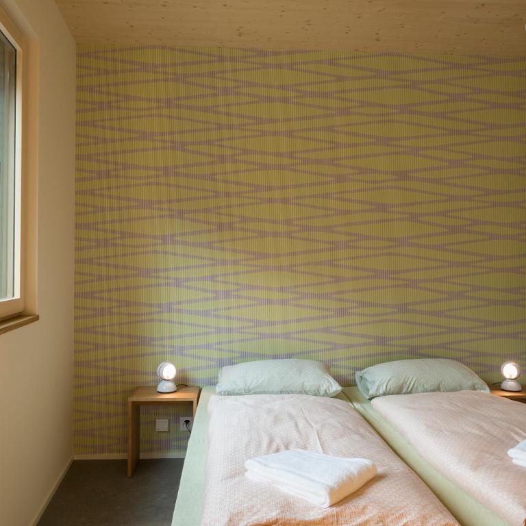 Saas-Fee wellnesshostel4000 - Doppelzimmer mit Dusche - Zugang zum Pool inbegriffen - 6