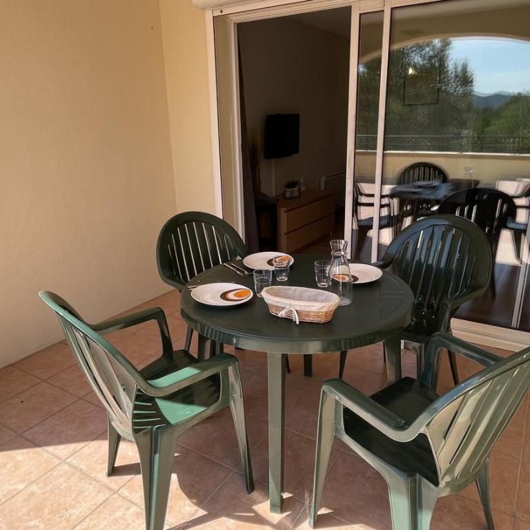 Studio sur le Domaine du Golf de Pont Royal - Appartement 1 Chambre - 21