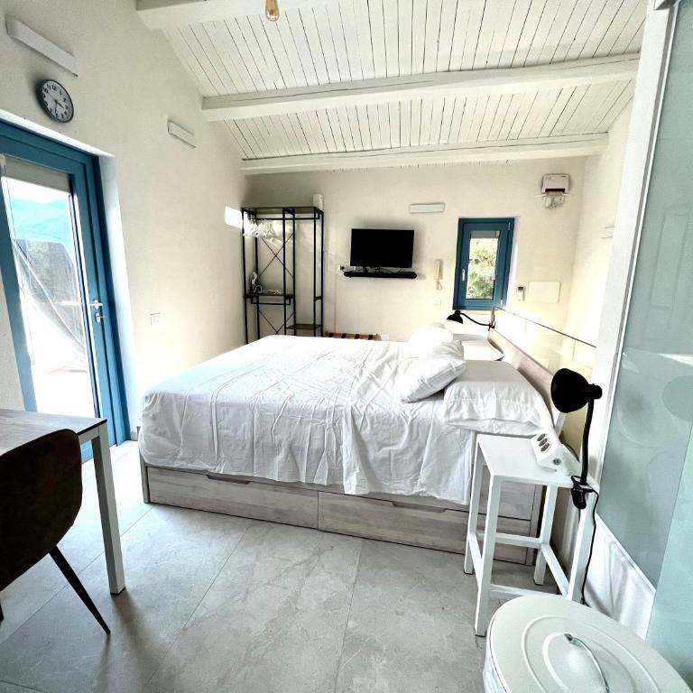 Appartamento con terrazza vista mare Lambretta - Appartamento con 1 Camera da Letto - 2
