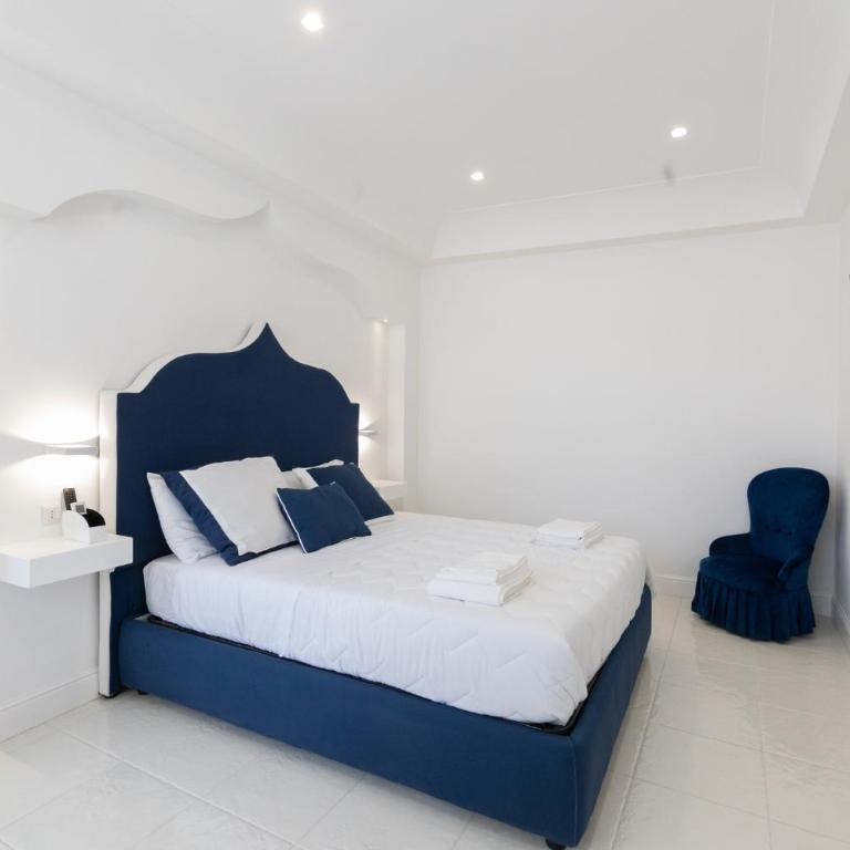 Villa Pia Suites - Camera Deluxe - 11