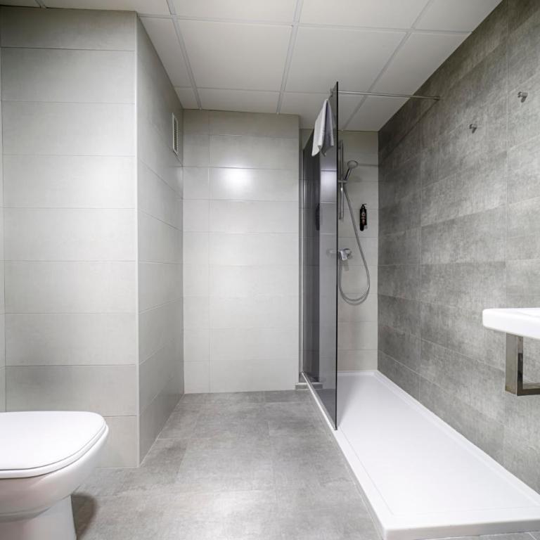 Ohtels Villa Dorada - Habitación Cuádruple (2 adultos + 2 niños) - 5