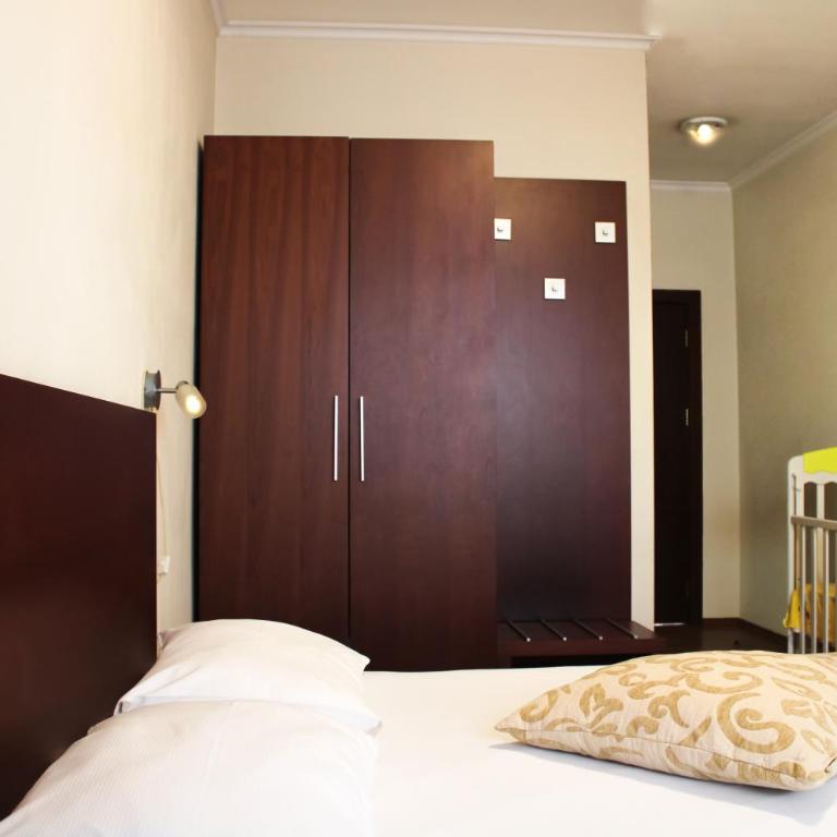 Apartments MUN Petrovac - Deluks Dvokrevetna Soba s Bračnim Krevetom (2 odrasle osobe + 1 dete) - 9