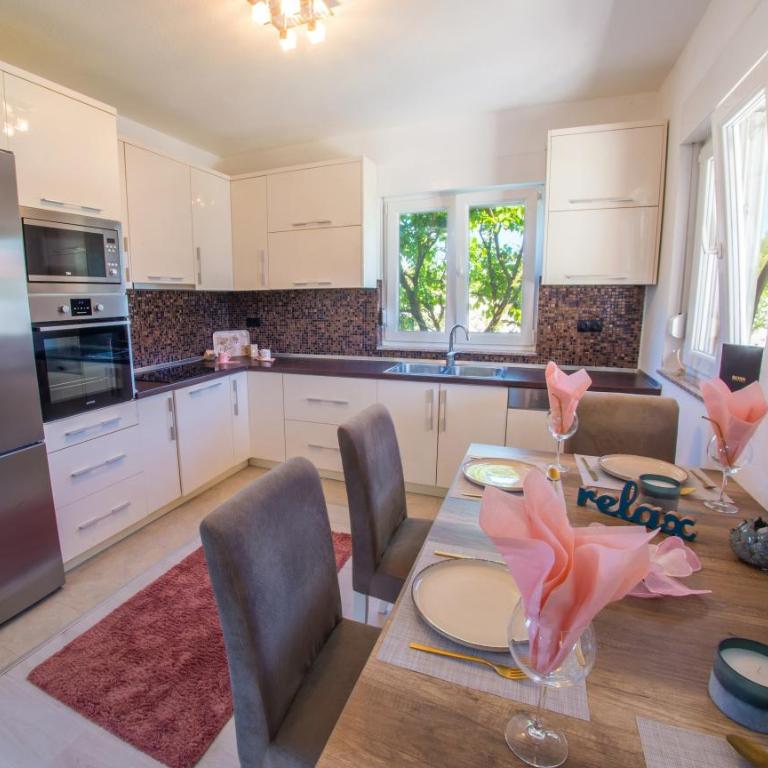 Holiday Home La Casa della Notte - Two-Bedroom House - 18