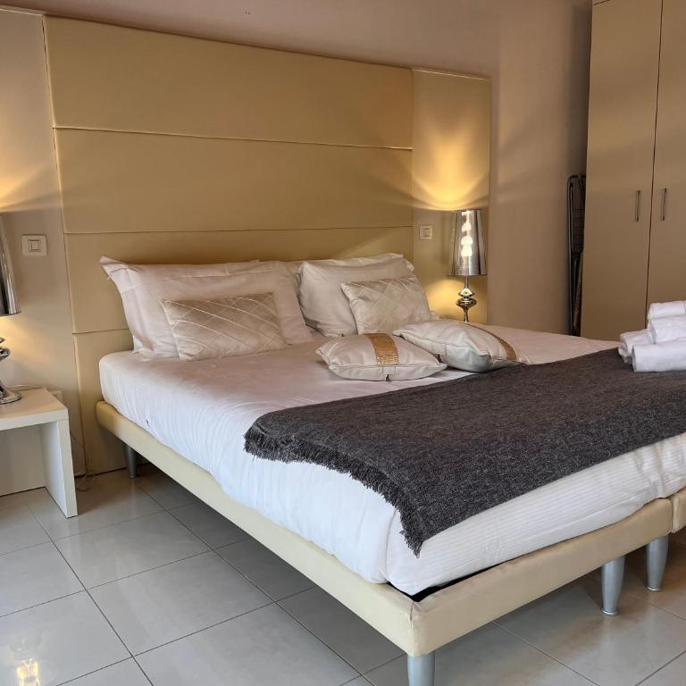 Villa Giotto Luxury Suite & Apartments - Appartamento Superior - 8