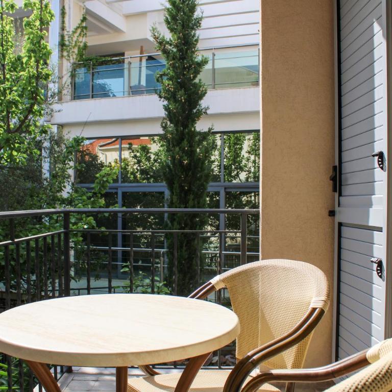 Apartments MUN Petrovac - Deluks Dvokrevetna Soba s Bračnim Krevetom (2 odrasle osobe + 1 dete) - 9