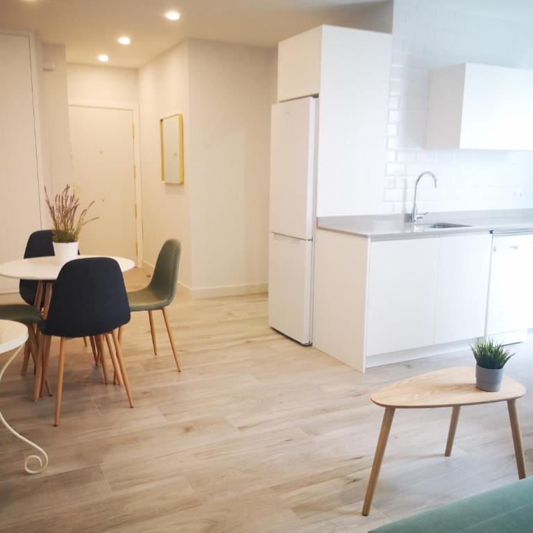 Beautiful Apartment in the heart of seville - Apartamento de 2 dormitorios - 2