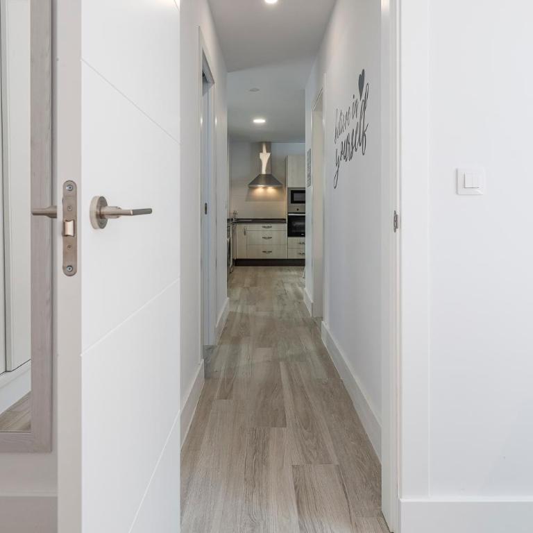 Family HOME SUITS Encantos de Sevilla - Apartamento - 21