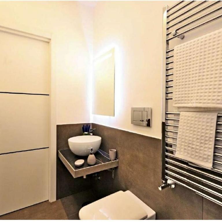 Amalfi Blu Retreat - Deluxe Double Room - 6