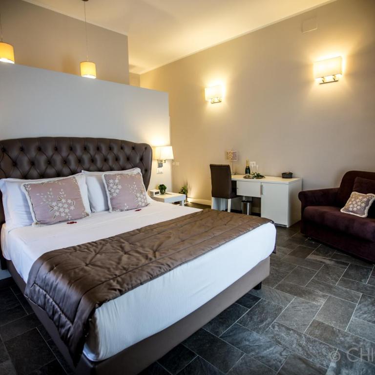 Chic & Town Luxury Rooms Piazza di Spagna - Suite Junior - 4