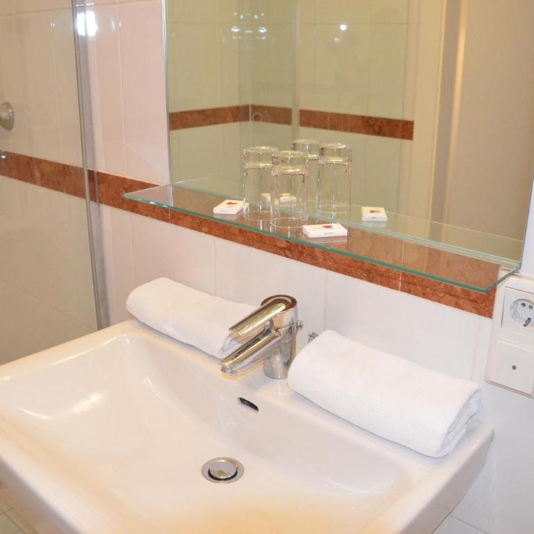 Seehotel Schlick - Doppelzimmer - 8