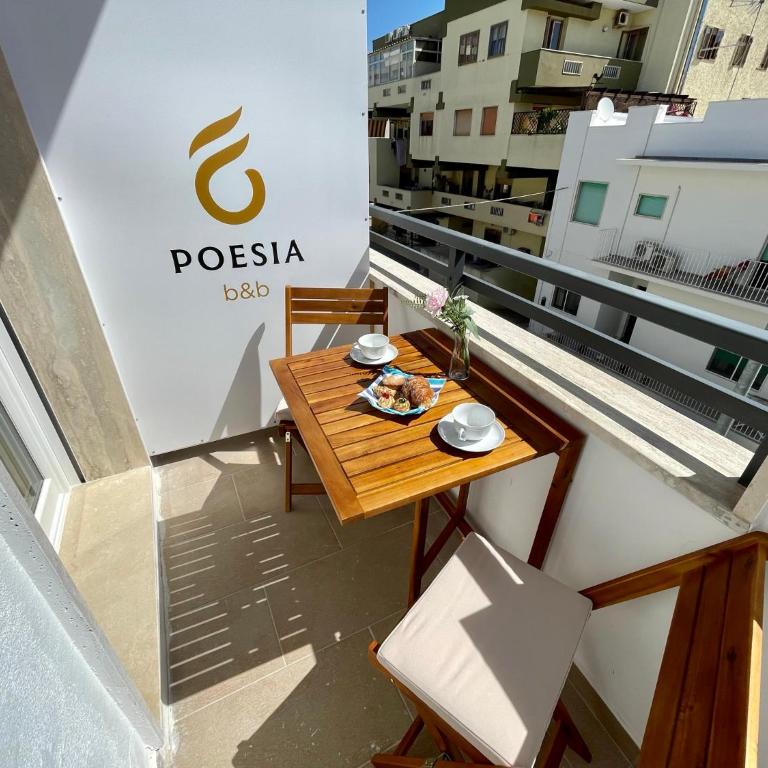 B&B Poesia - Camera King con Balcone - 2