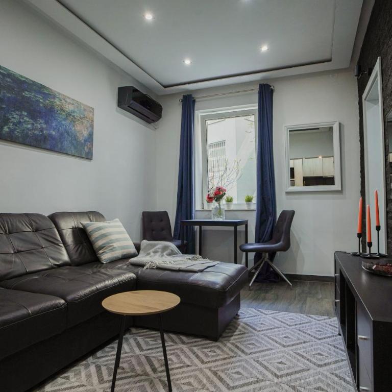 Luxury Apt Near Belgrade Center w/Patio and Garden - Apartman sa 1 Spavaćom Sobom - 1