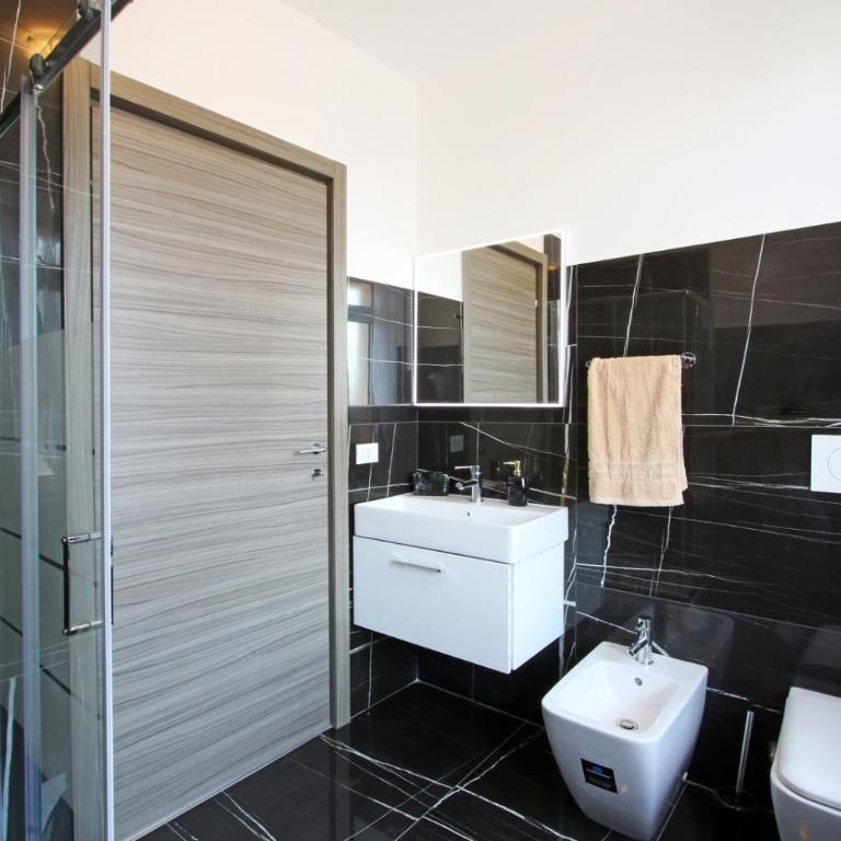 Palazzo Richard Leone - Appartamento Deluxe con 2 Camere da Letto e Balcone - 3