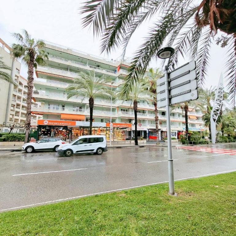 SALOU FAMILY APARTMENT - Apartamento de 3 dormitorios - 2