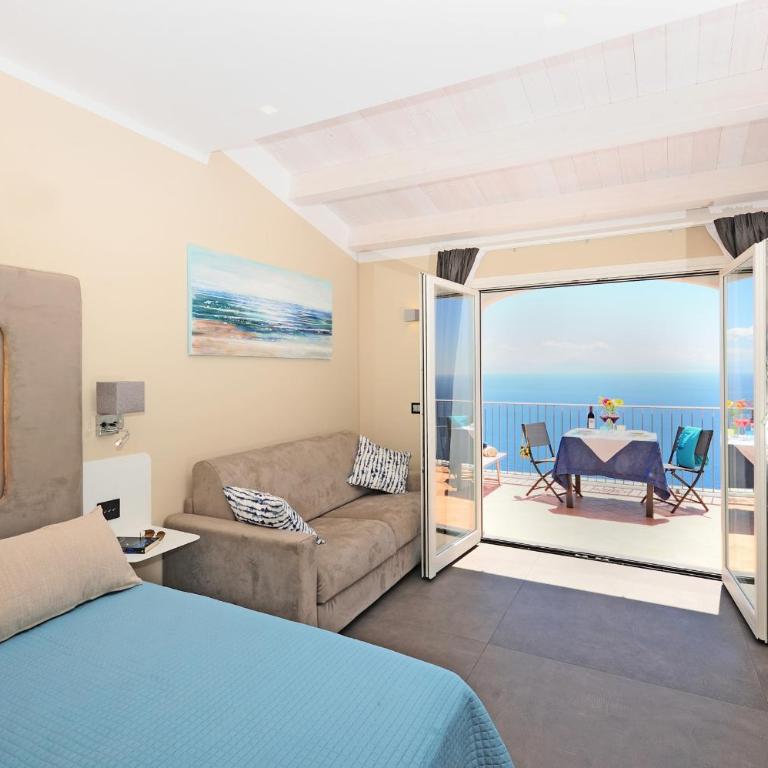 Amalfi Blu Retreat - Deluxe Double Room - 11