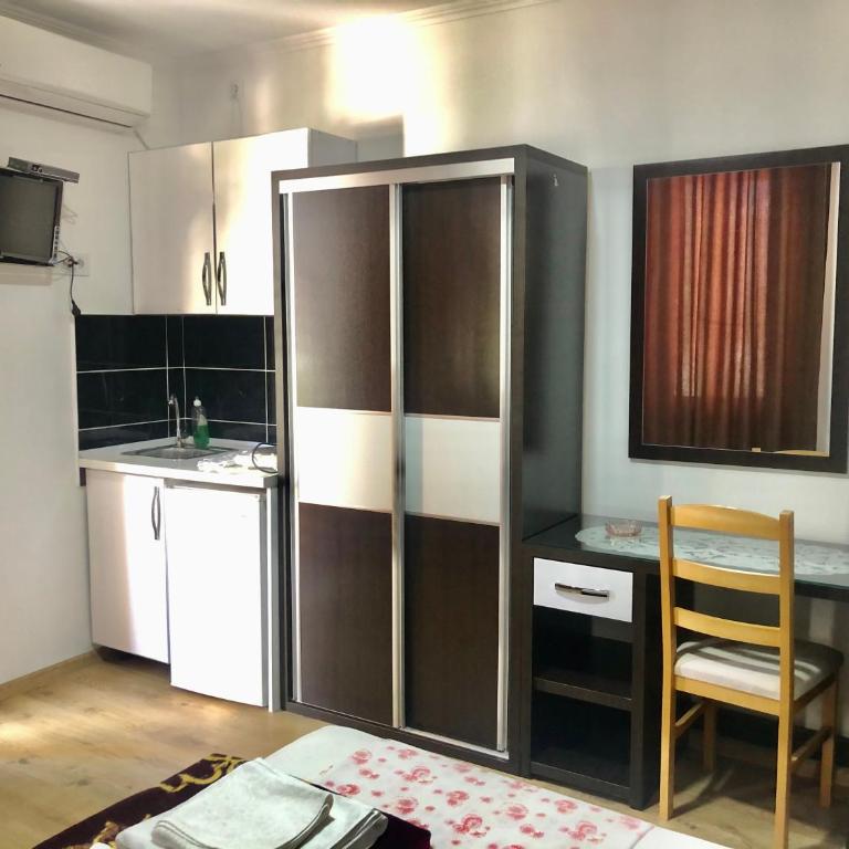 Apartments Sija - Apartment with Terrace - 4