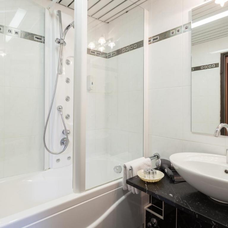 Sporthotel Cristall - Familiensuite mit Balkon - 2
