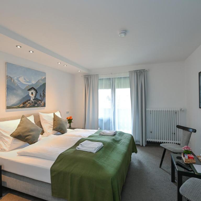 Hardi's Hotel - Standard Doppelzimmer mit Balkon - 1