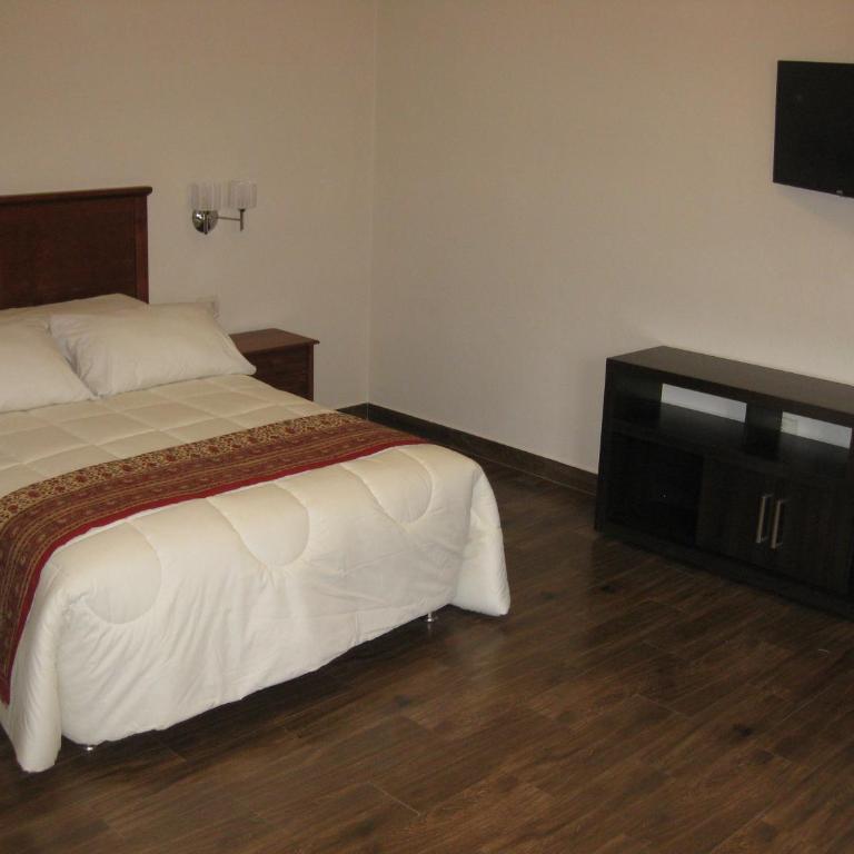 Hotel Tito - Deluxe Double Room - 19