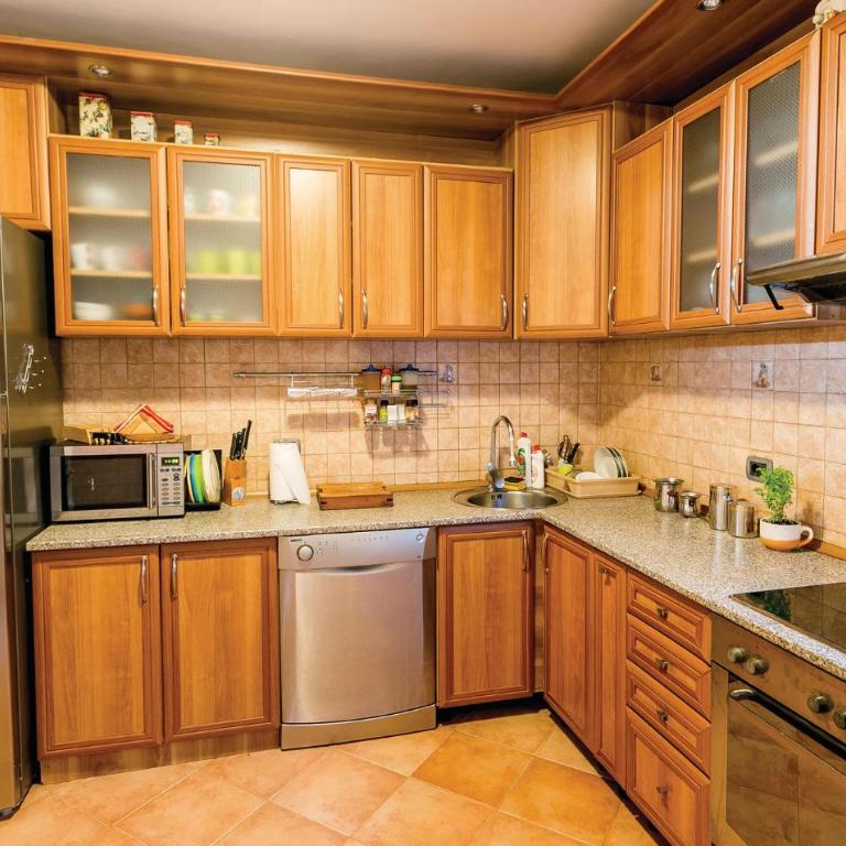 Pet Friendly Apartment In Herceg Novi - Four-Bedroom Apartment - 22