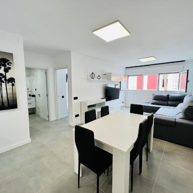 Apartamento Parque Jardín - Three-Bedroom House - 1