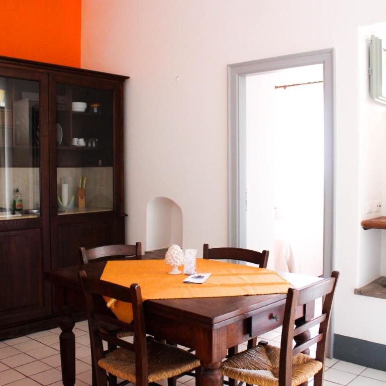 Residence Acanto - Two-Bedroom Apartment with Terrace - 4