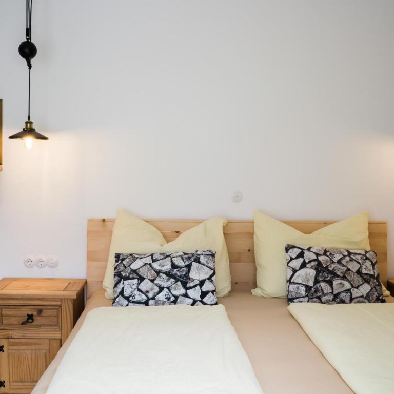 Gästehaus Reicher - Doppelzimmer mit Balkon - 15