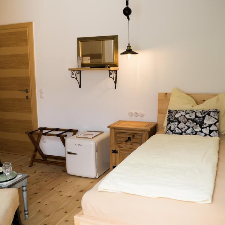 Gästehaus Reicher - Doppelzimmer mit Balkon - 19