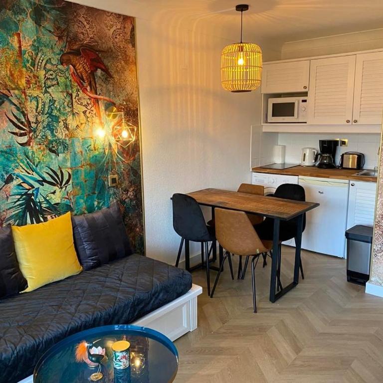 Appartement COSY avec piscine, accès direct plage - Apartamento de 1 dormitorio - 4