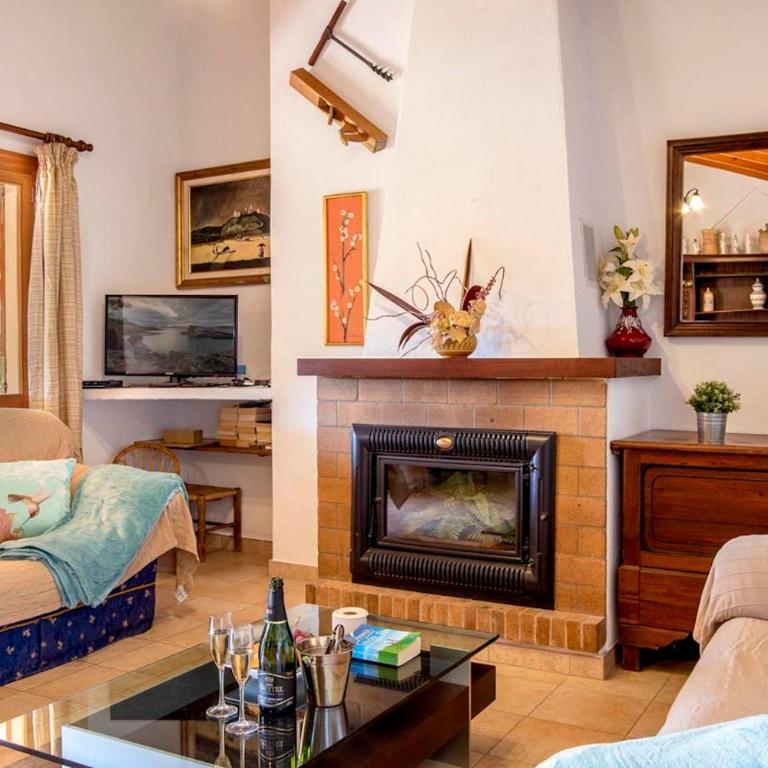 Charming 3 bedroomn villa with pool in Pollensa by Renthousing - Casa de 3 dormitorios - 27