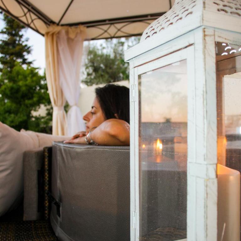 EnjoyTrulli - Unesco Site - Suite Deluxe con Vasca Idromassaggio - 6