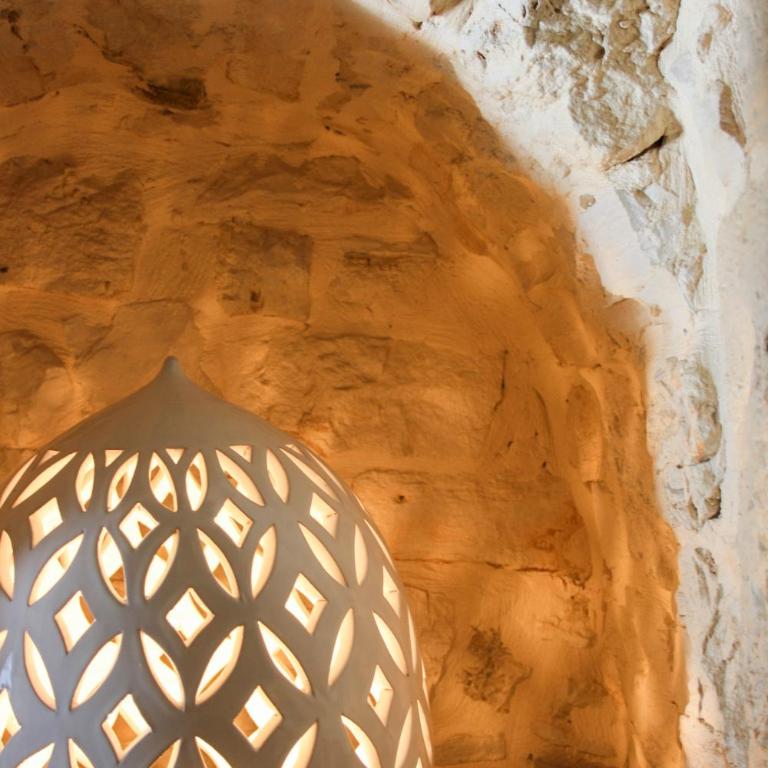 EnjoyTrulli - Unesco Site - Suite Deluxe con Vasca Idromassaggio - 21