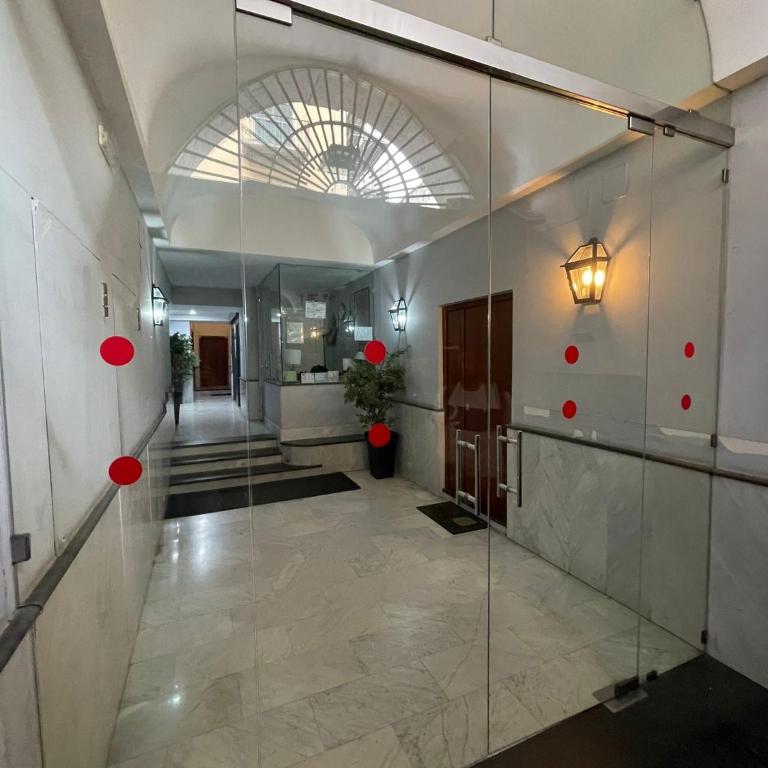 A un passo dal Castello Maschio ANGIOINO Appartment - Appartamento con 1 Camera da Letto - 23