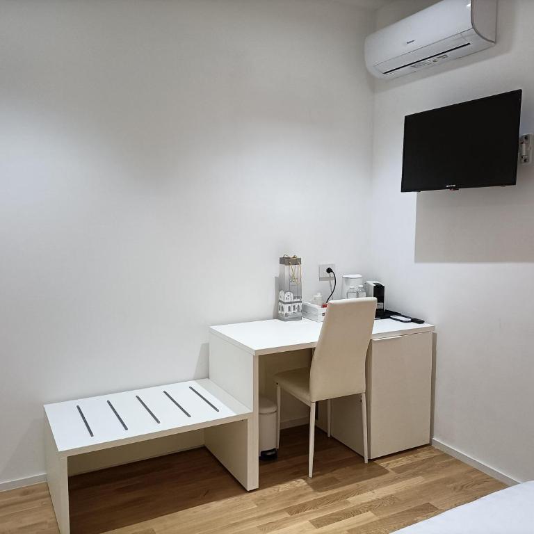 ALMi - Budget Double Room - 10