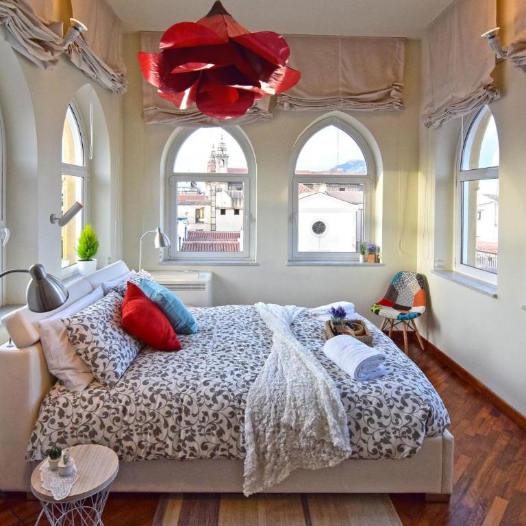 Casa Santa Sofia - Three-Bedroom Apartment - 8