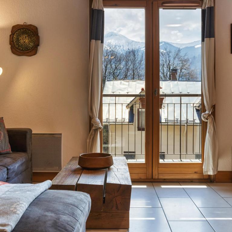 Chateau - Charming Apartment in the city Center with 3 bedrooms - By Cozee Rentals - Appartement 3 Chambres - 51