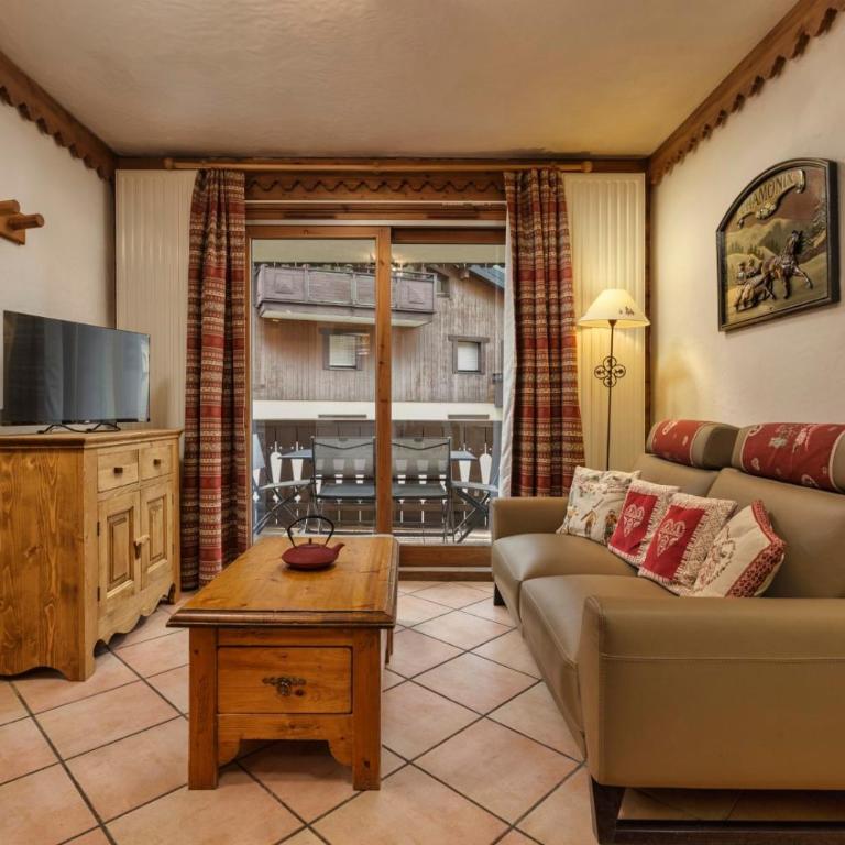 Grepon -City Center - Free Swimming pool, Sauna, Gym - Free Parking - By Cozee Rentals - Appartement 2 Chambres - 1