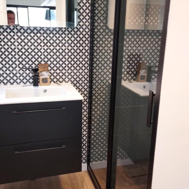 Louisa - One-Bedroom Apartment - 5