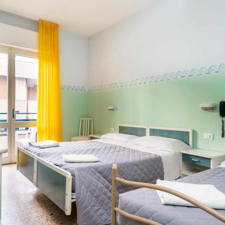 Hotel Viscount - Triple Room - 3